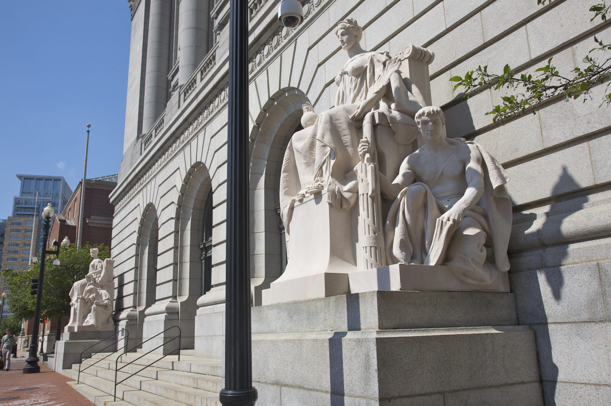 Les procureurs généraux juge de RI Beseech RI pour protéger les IML