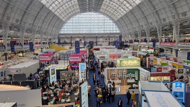 La géopolitique s'immisce, Audible se développe à l'échelle mondiale, la spéculation S&S tourbillonne