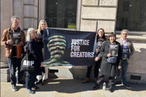 Le Royaume-Uni renverse sa politique de « désinscription » en matière d&rsquo;IA, l&rsquo;industrie affirme que la menace demeure