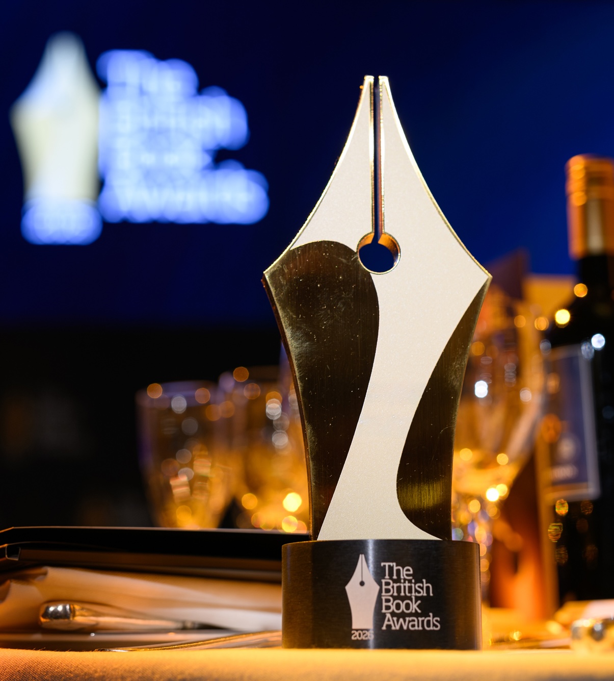 Les British Books Awards rendent hommage à Virginia Roberts Giuffre et Sarah Wynn-Williams