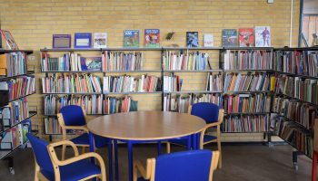 Les interdictions de livres ciblent de plus en plus la non-fiction, rapporte PEN America