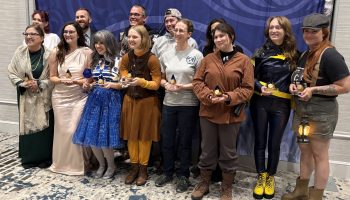 Les auteurs spéculatifs chrétiens se rassemblent pour l’artisanat, la communauté et le cosplay