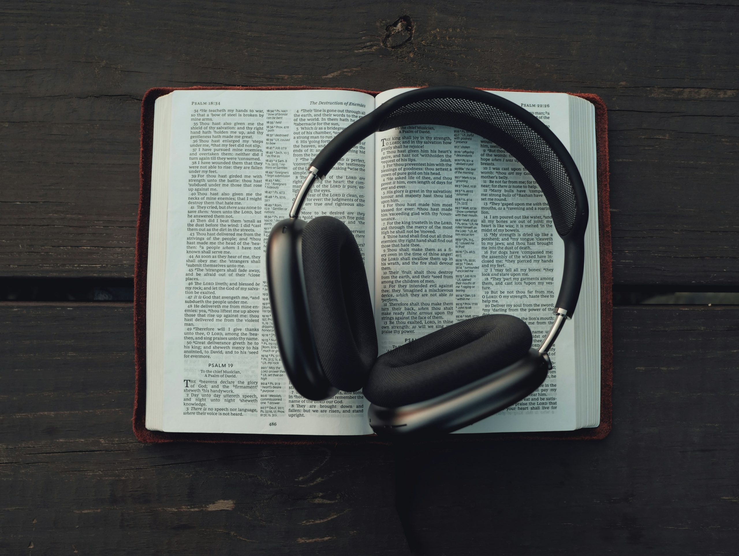 Les ventes de livres audio aux États-Unis ont augmenté de 9 % en 2025, pour atteindre 2,43 milliards de dollars