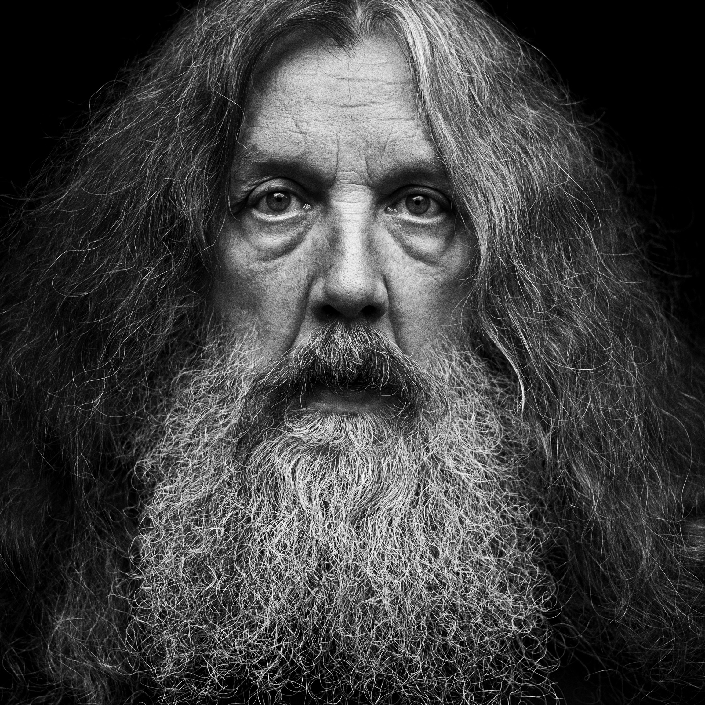 Pourquoi les fans des bandes dessinées d'Alan Moore devraient lire ses romans