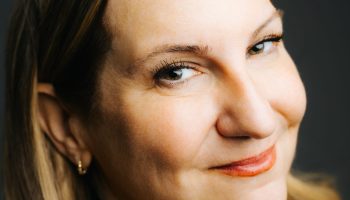 Agate fait équipe avec Kathleen Schmidt, vétéran de l&rsquo;édition