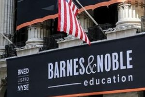 Barnes & Noble Education affiche un bénéfice