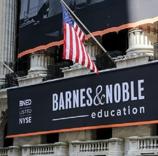Barnes & Noble Education affiche un bénéfice
