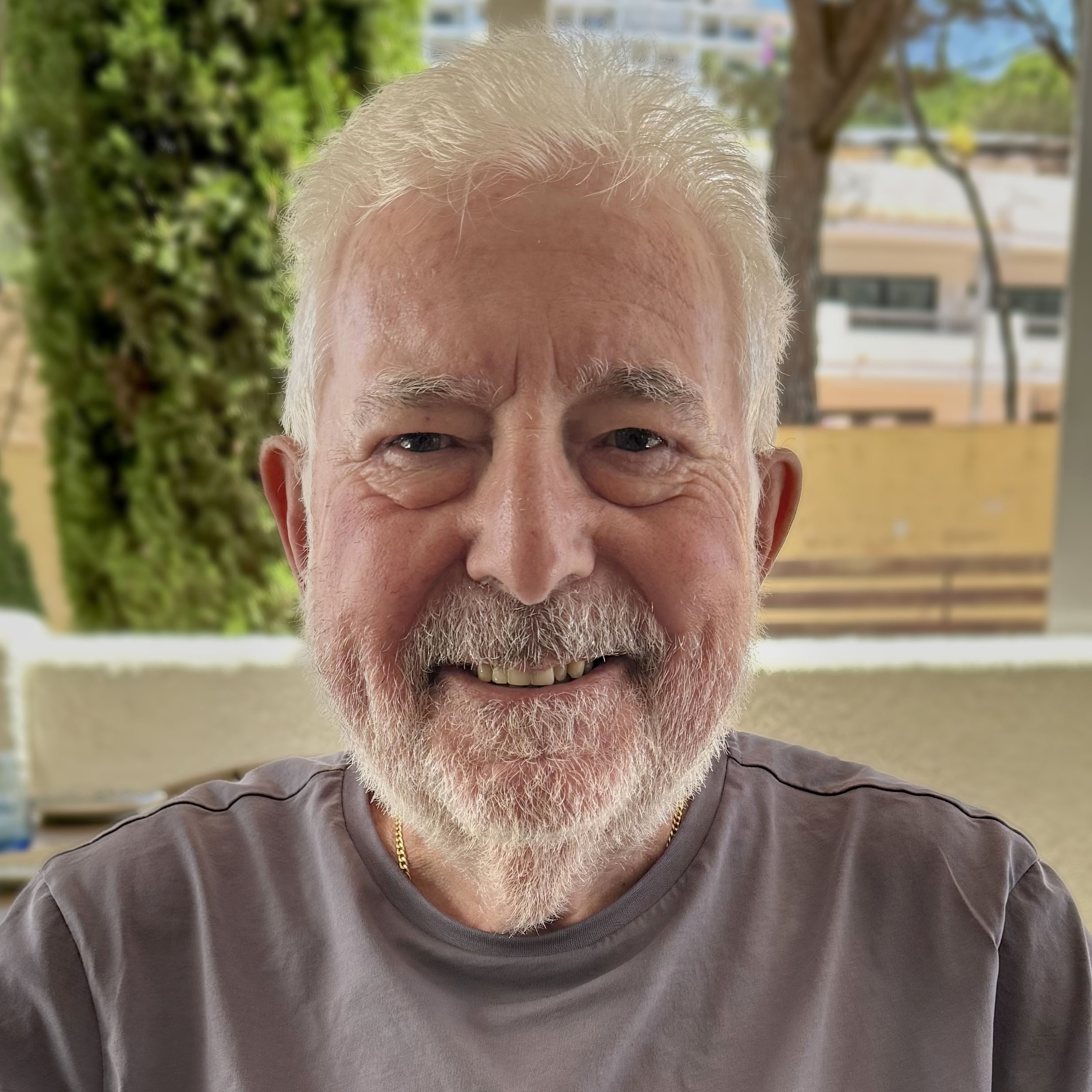 Eddie Bell, ancien président de HarperCollins UK, décède à 77 ans