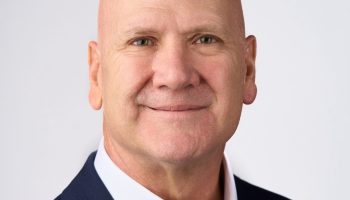 Greg Greeley, PDG de S&S, passe en revue ses 100 premiers jours