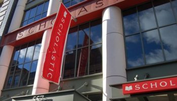 Usborne rachète la participation de Scholastic dans la société