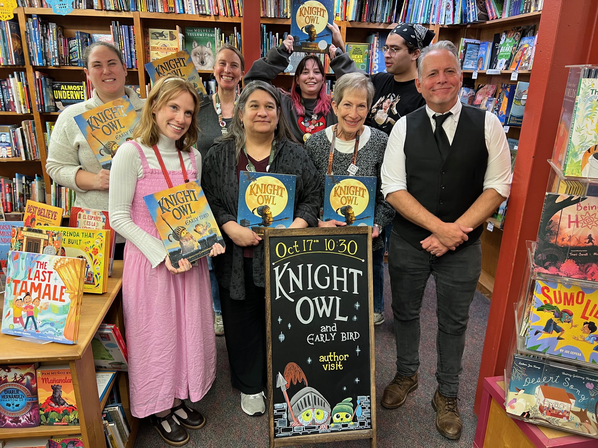 La campagne Raising Readers de Hachette prévoit des heures du conte aux États-Unis et au Royaume-Uni