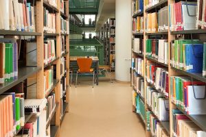Le rapport Clarivate évalue l&rsquo;adoption et la mise en œuvre de l&rsquo;IA par les bibliothèques