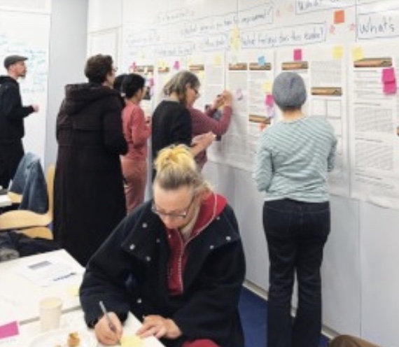 Les bibliothèques pourraient-elles devenir des bastions de l’information locale ?